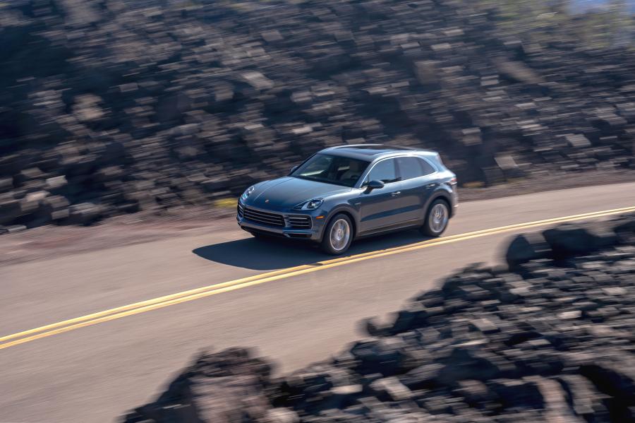  Porsche Cayenne E-Hybrid (PO536) 2018 года  (NA) (фото 20 из 38)